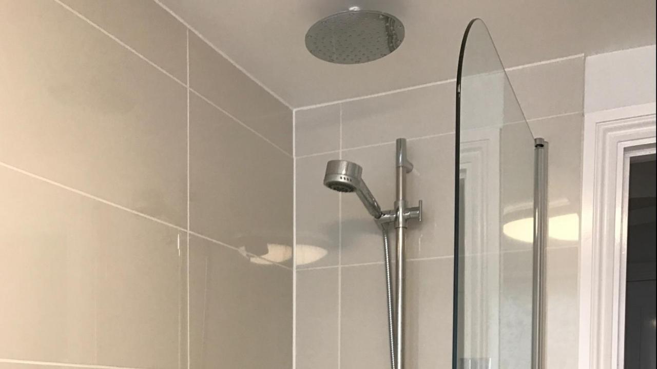 Stylish Notting Hill Gate Flat * Londra